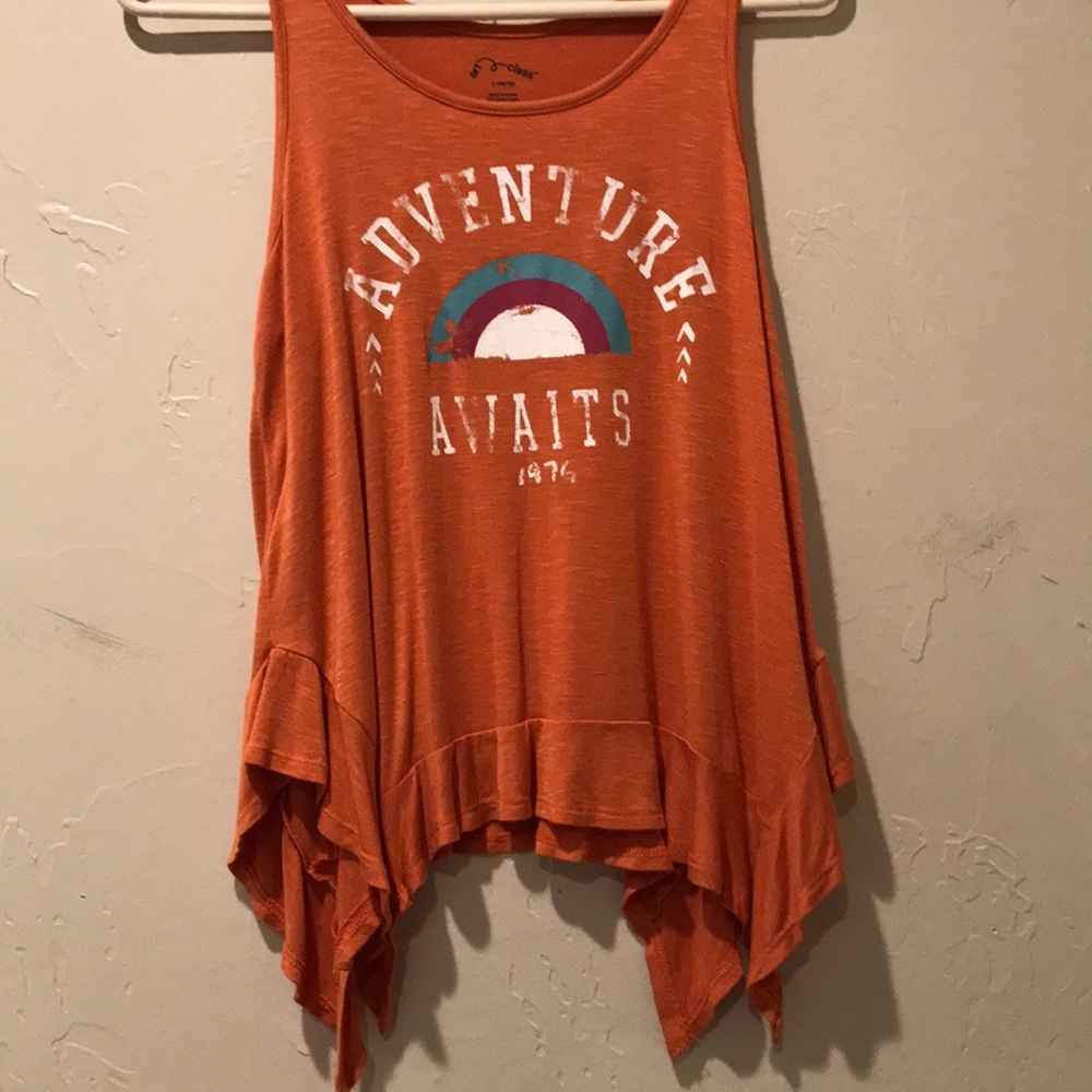 FLOWY TANK TOP